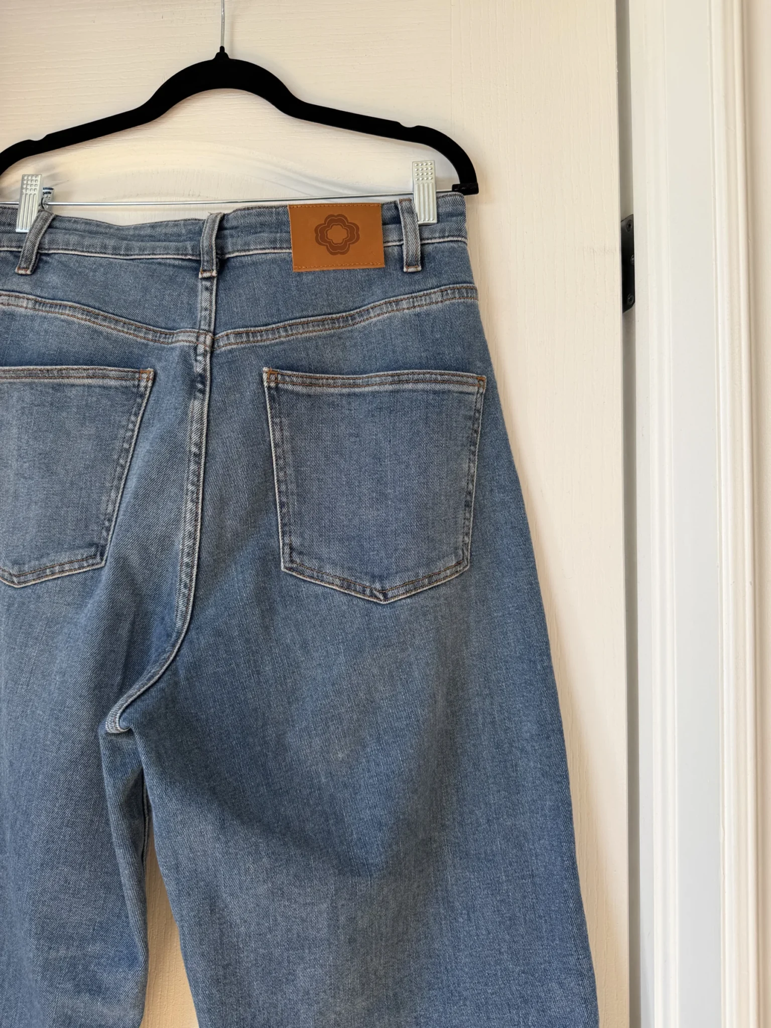Image for Jean Maje large taille 40 FR - 30 US bleu clair taille haute