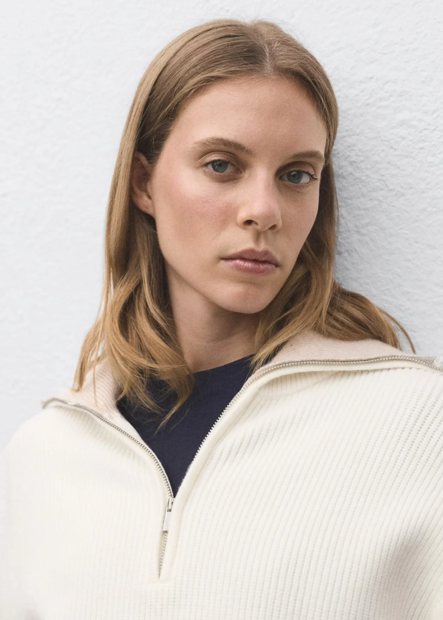 Image for Pull Mango taille S col camionneur blanc cassé écru