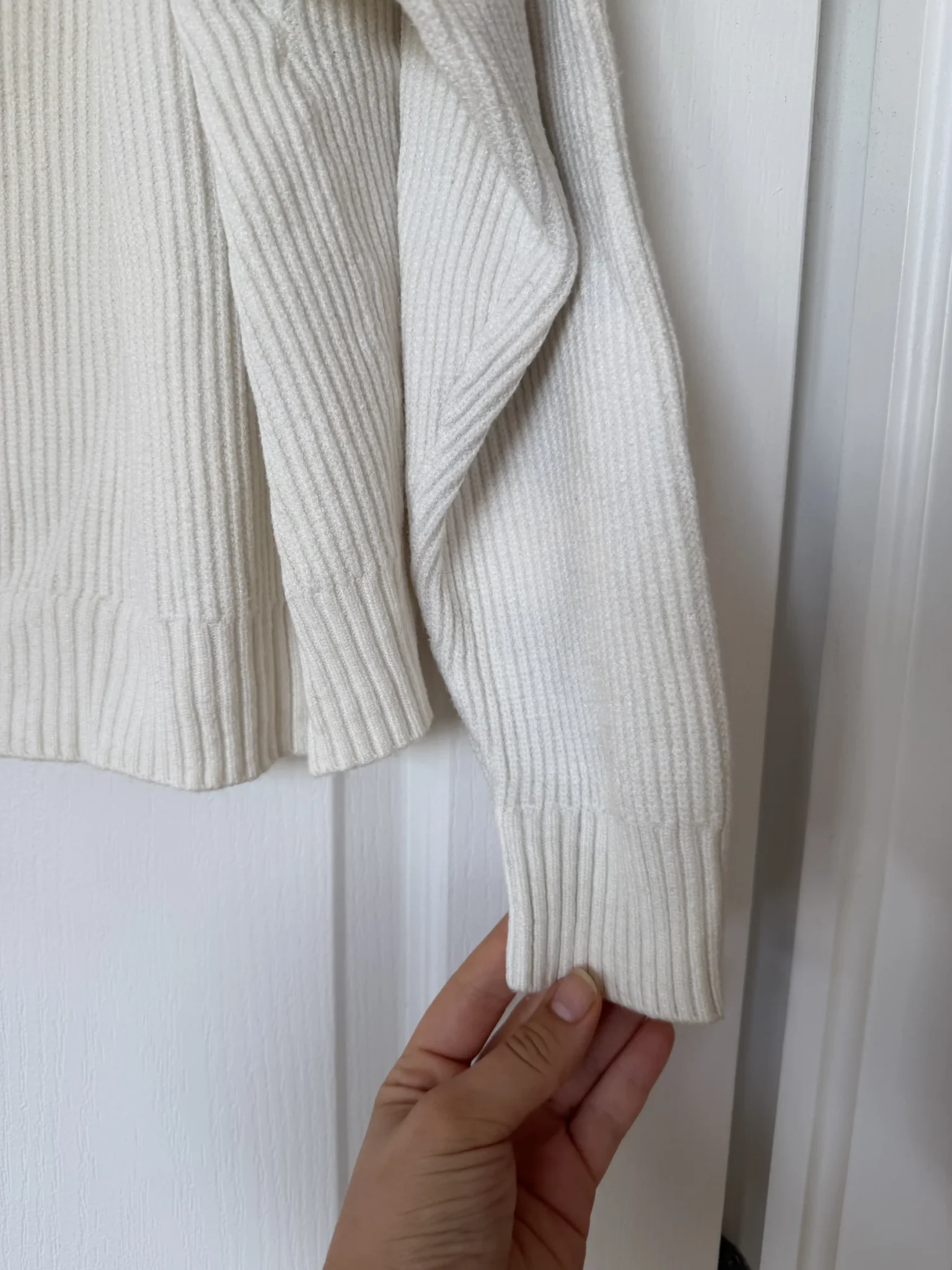 Image for Pull Mango taille S col camionneur blanc cassé écru