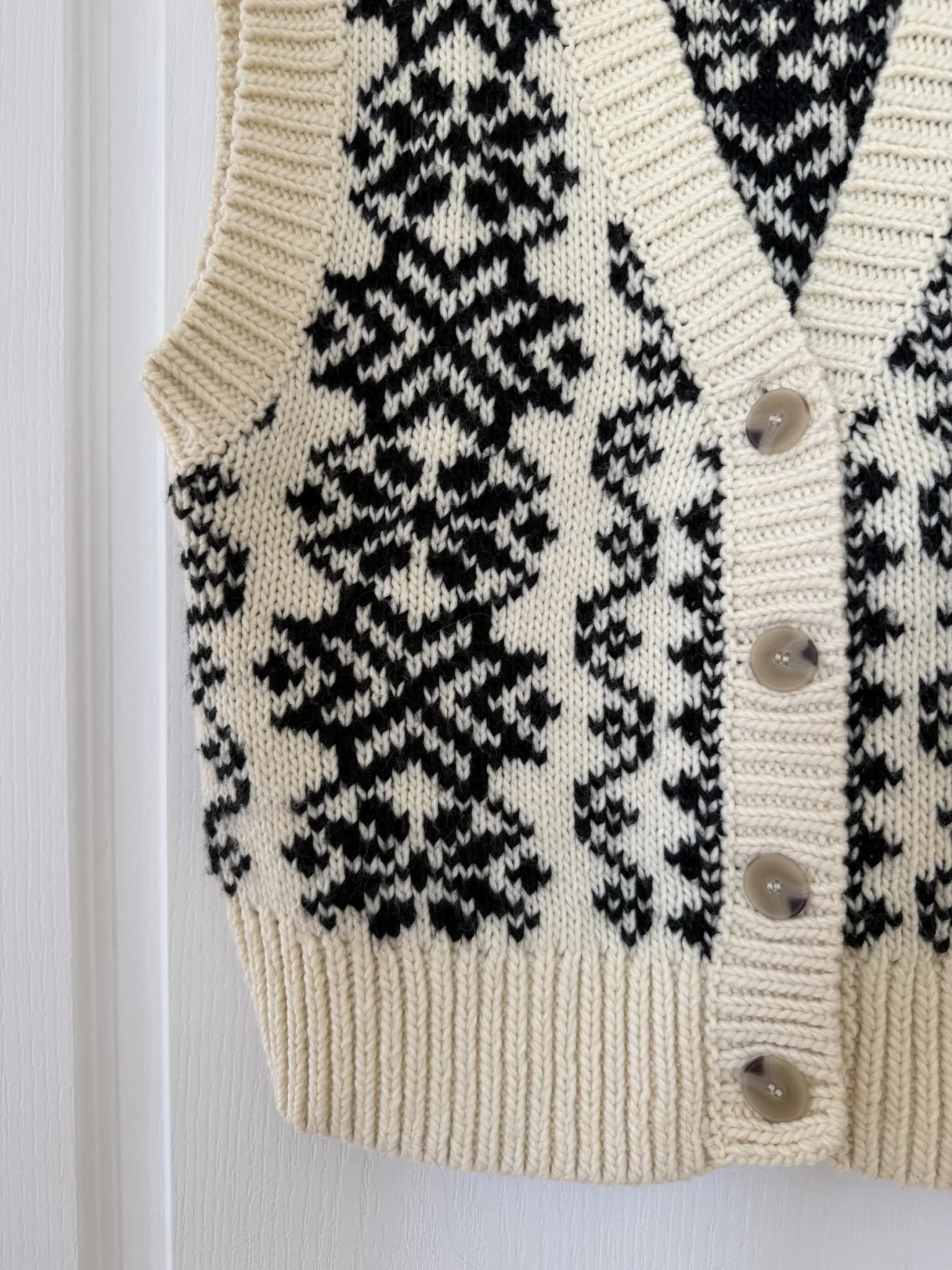 Image for Gilet Zara taille L écru et noir style pull d’hiver