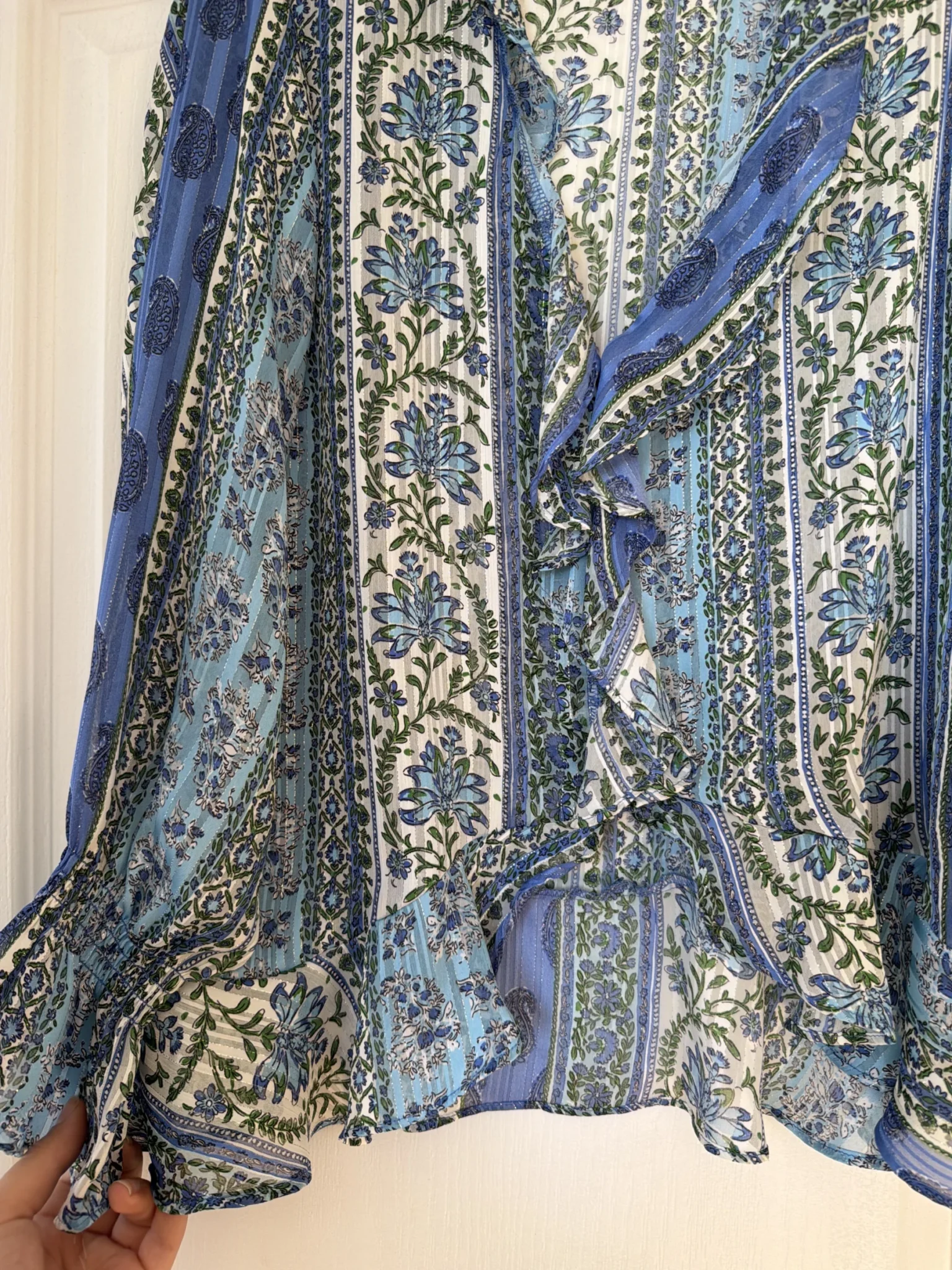 Image for Blouse Zara taille M manches longues/larges à volants bleu fleuris