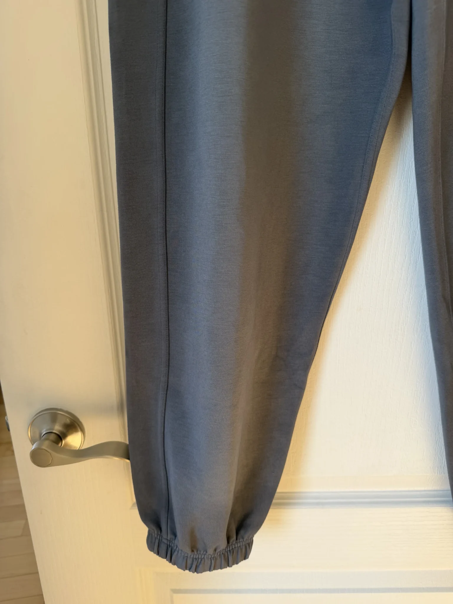 Image for Pantalon jogging Lululemon taille 8 gris coupe large/oversize
