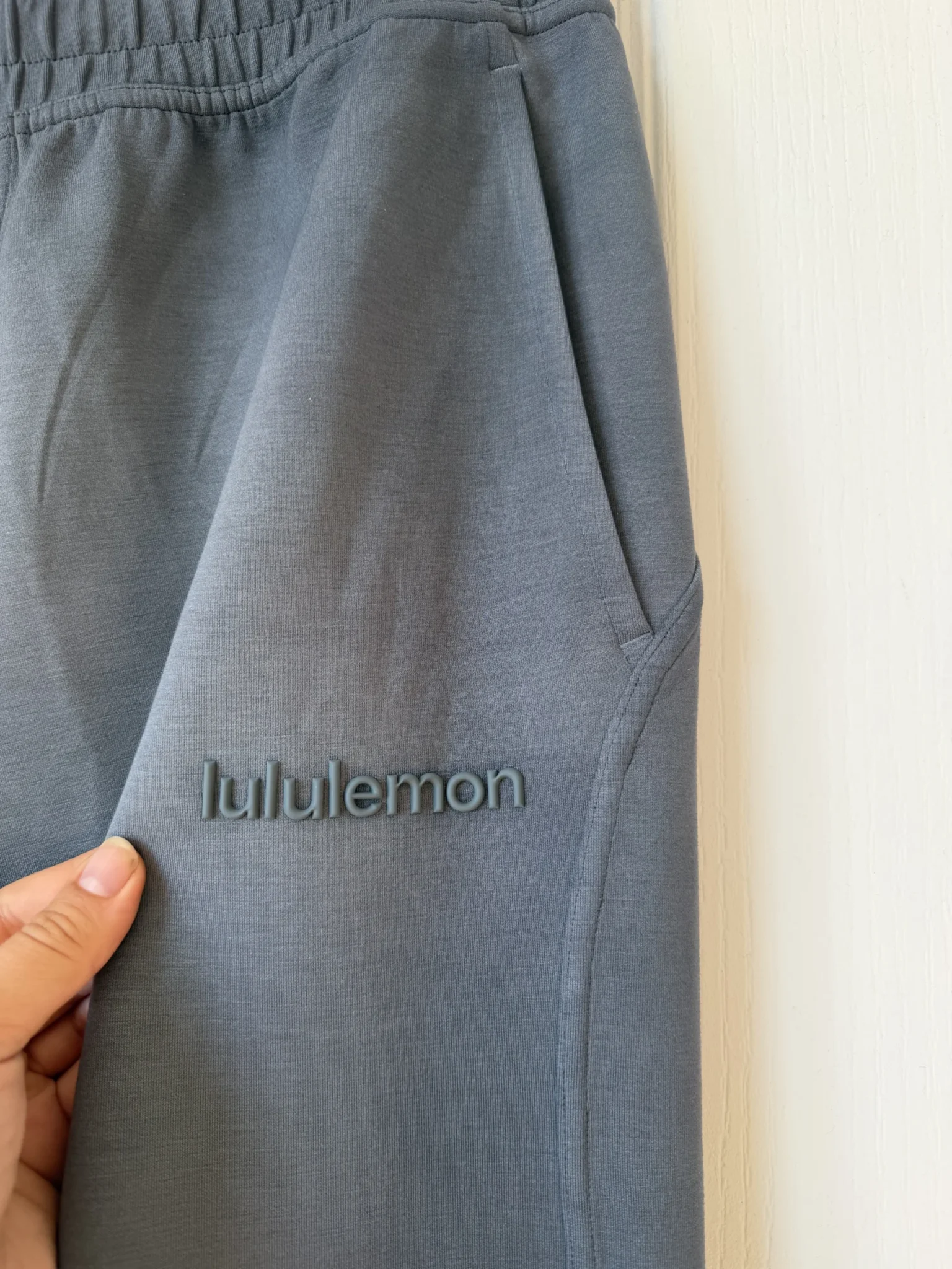 Image for Pantalon jogging Lululemon taille 8 gris coupe large/oversize
