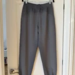 Thumbnail for Pantalon jogging Lululemon taille 8 gris coupe large/oversize
