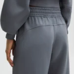 Thumbnail for Pantalon jogging Lululemon taille 8 gris coupe large/oversize