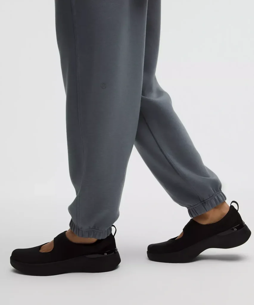 Image for Pantalon jogging Lululemon taille 8 gris coupe large/oversize
