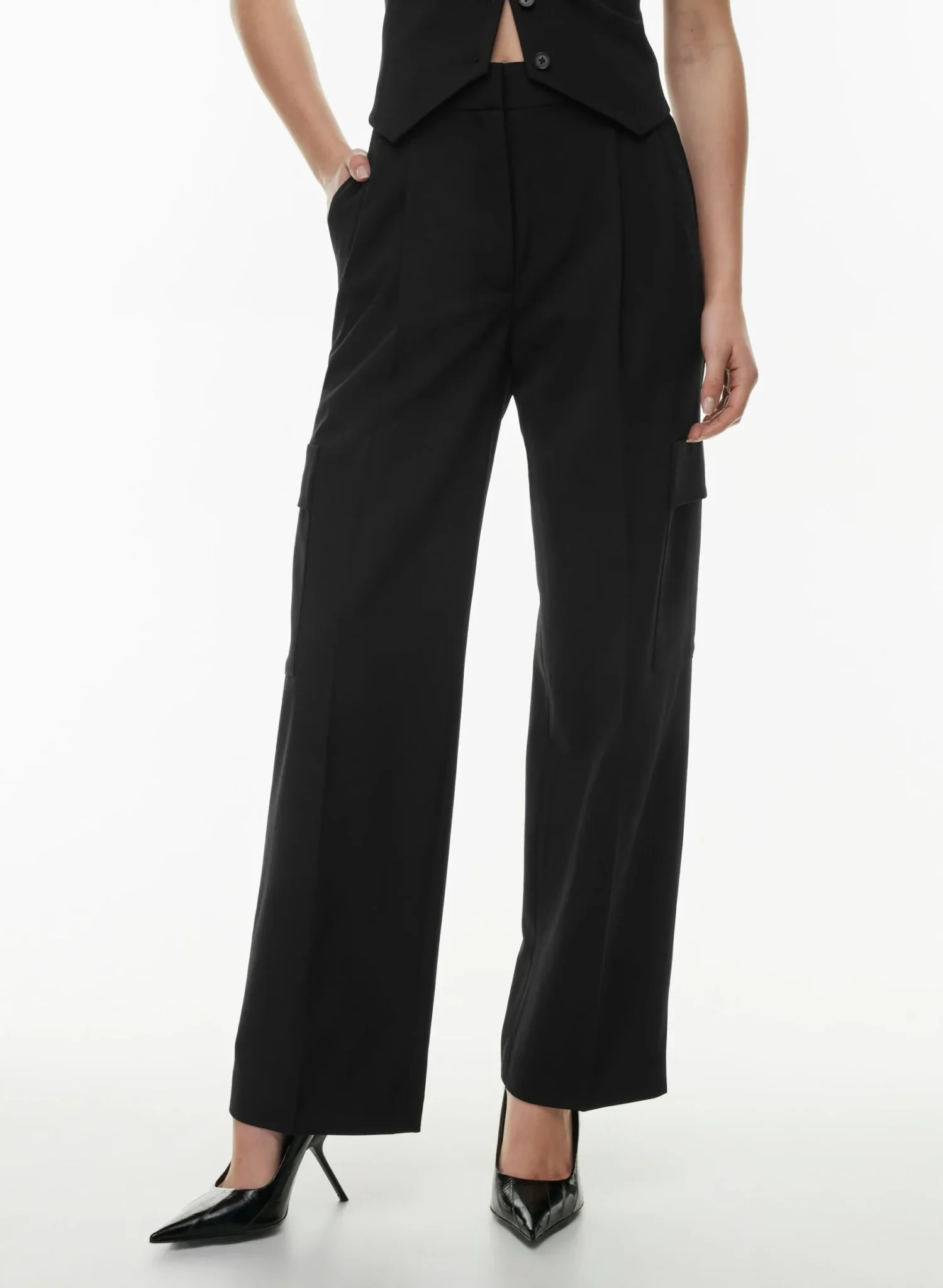 Featured image for Pantalon Babaton tailleur large taille 10 noir