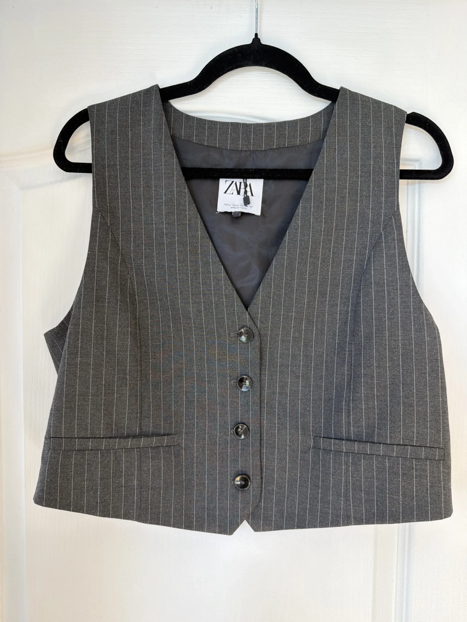 Featured image for Veston Zara de costume taille L gris rayé blanc