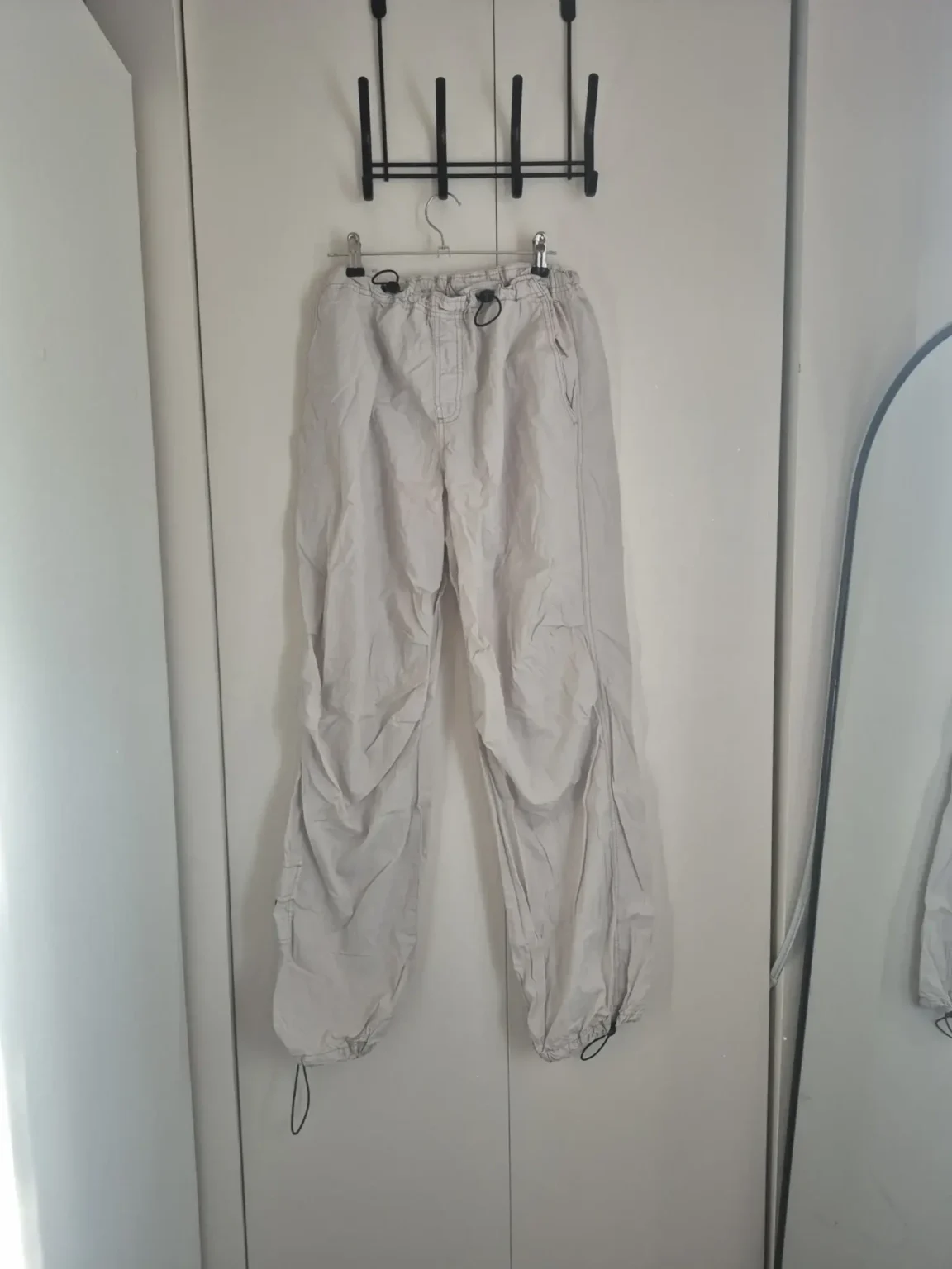 Featured image for Garage trousers, beige, size Small