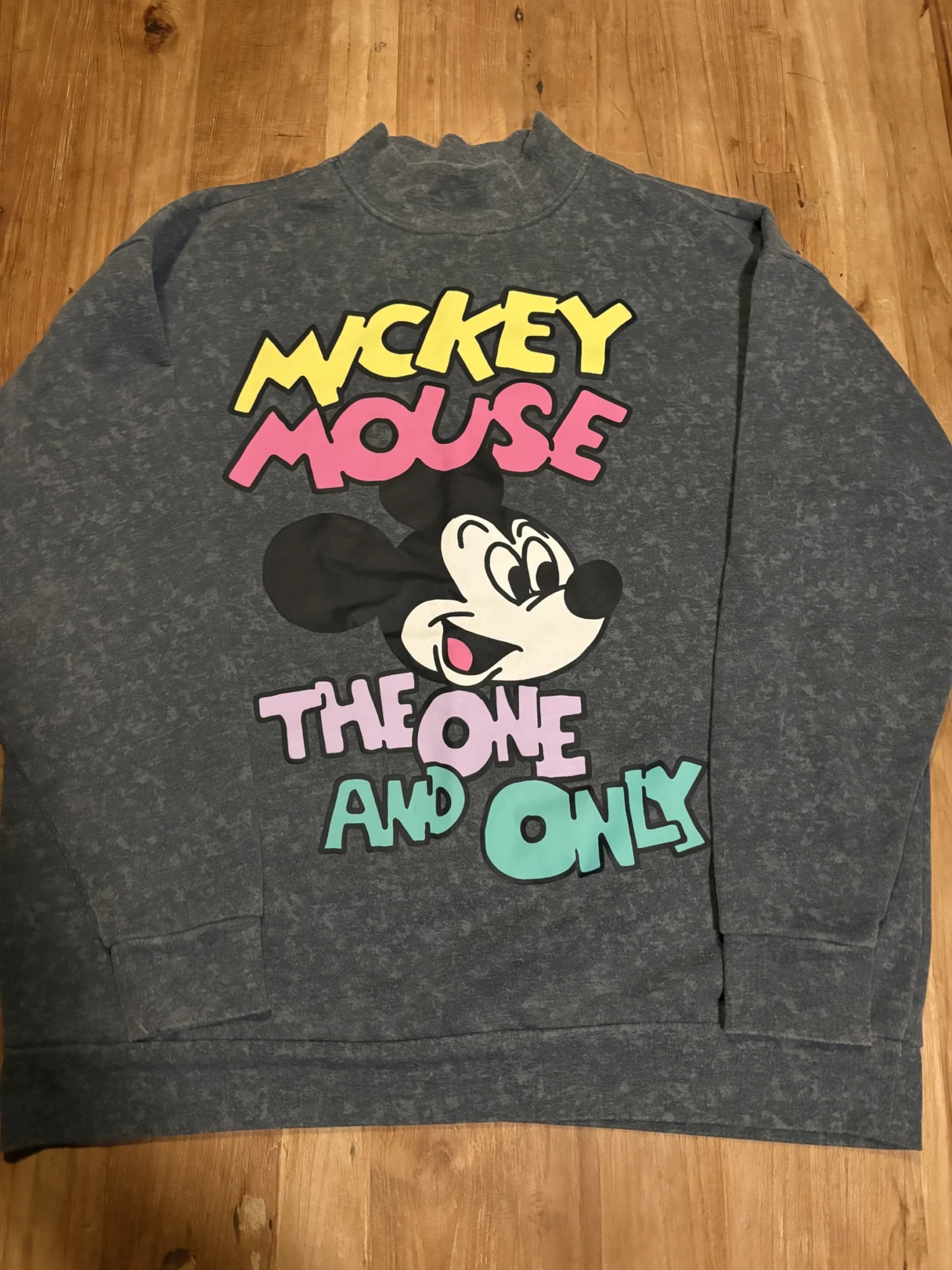 Featured image for Disney Mickey Mouse – Grey sweatshirt – size S