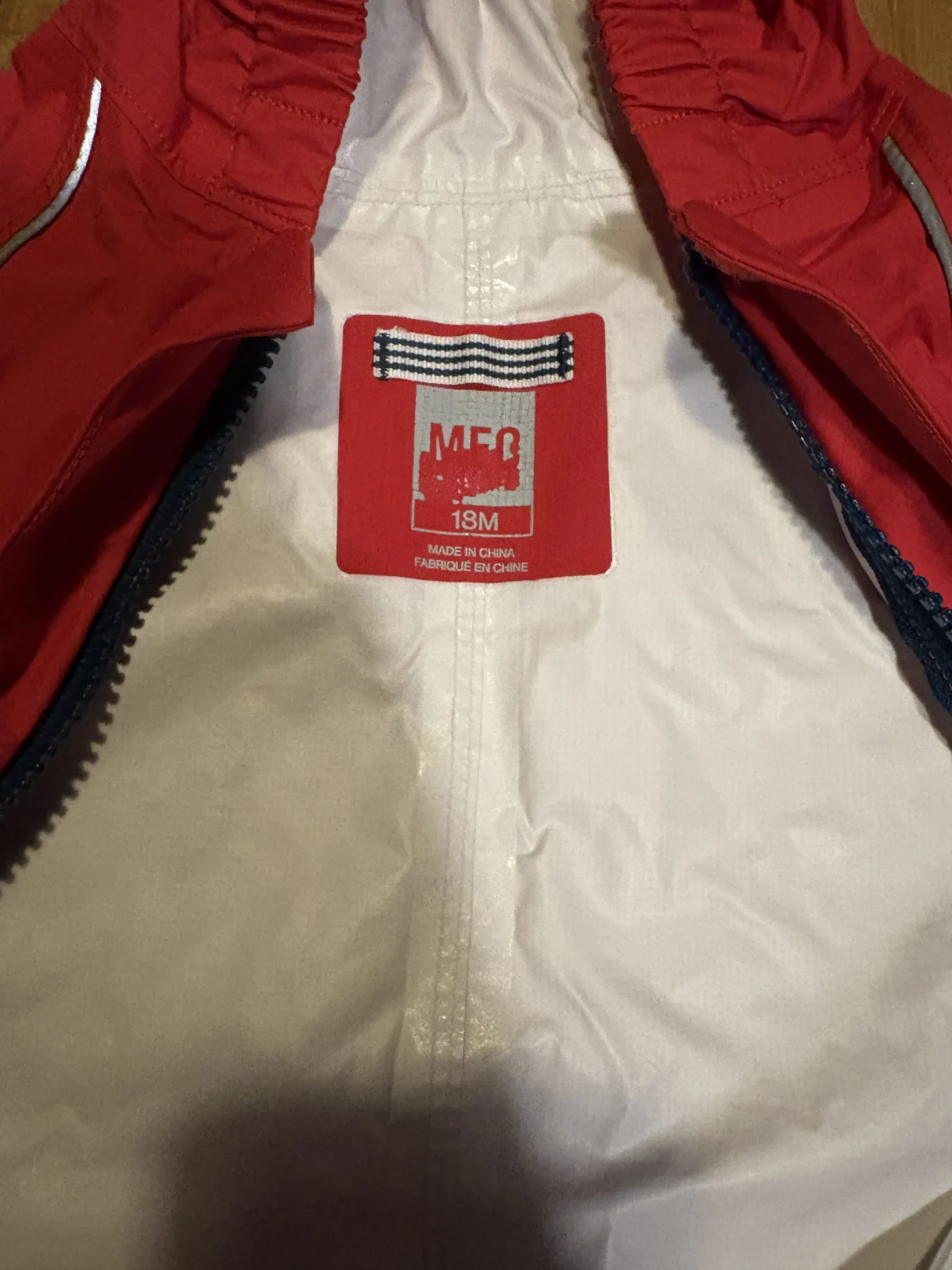Image for MEC – Combinaison une pièce imperméable rouge – 18 mois