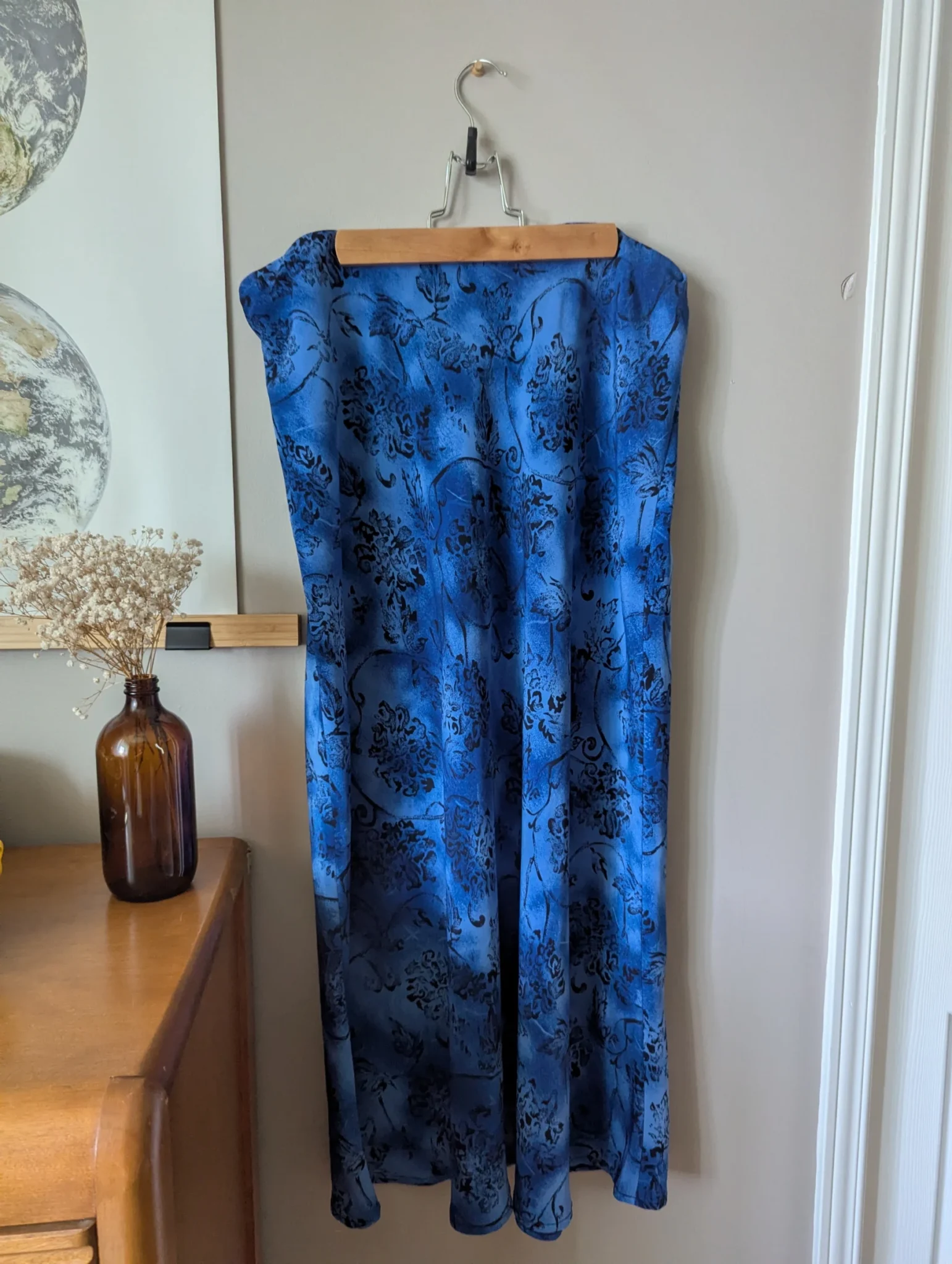 Featured image for 90s maxi skirt