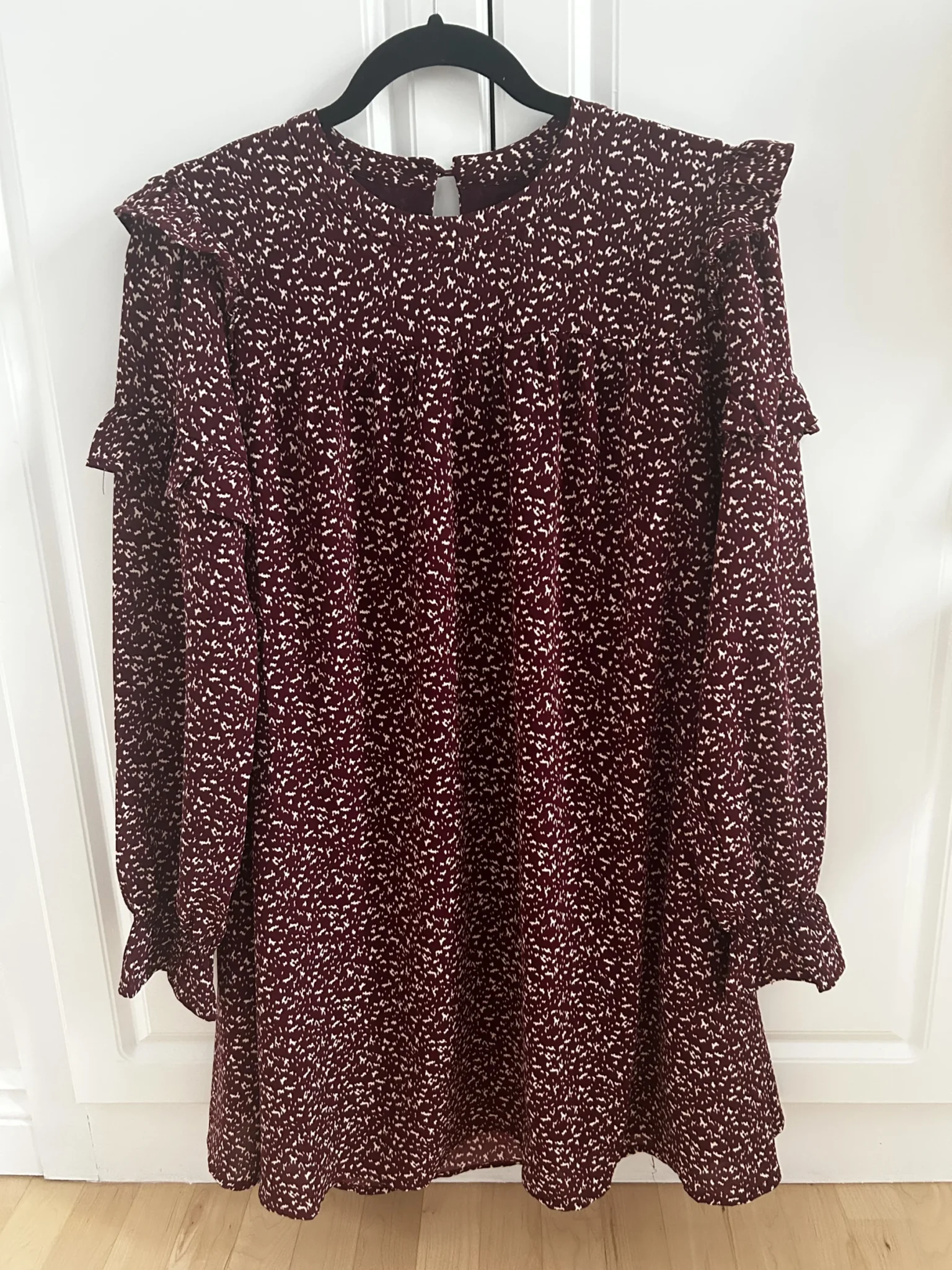 Featured image for Robe Womance, Small