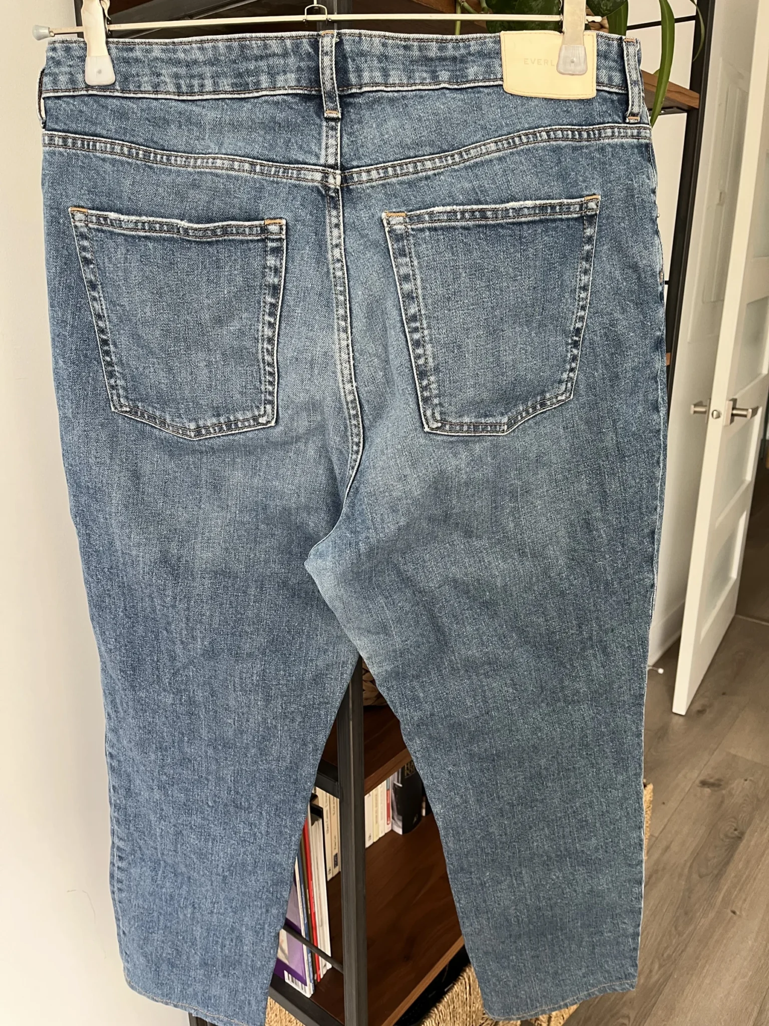 Image for Jeans Everlane - the curvy cheeky