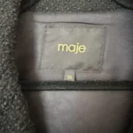 Thumbnail for Manteau court Maje noir avec bouton doré taille 36 effet tweed