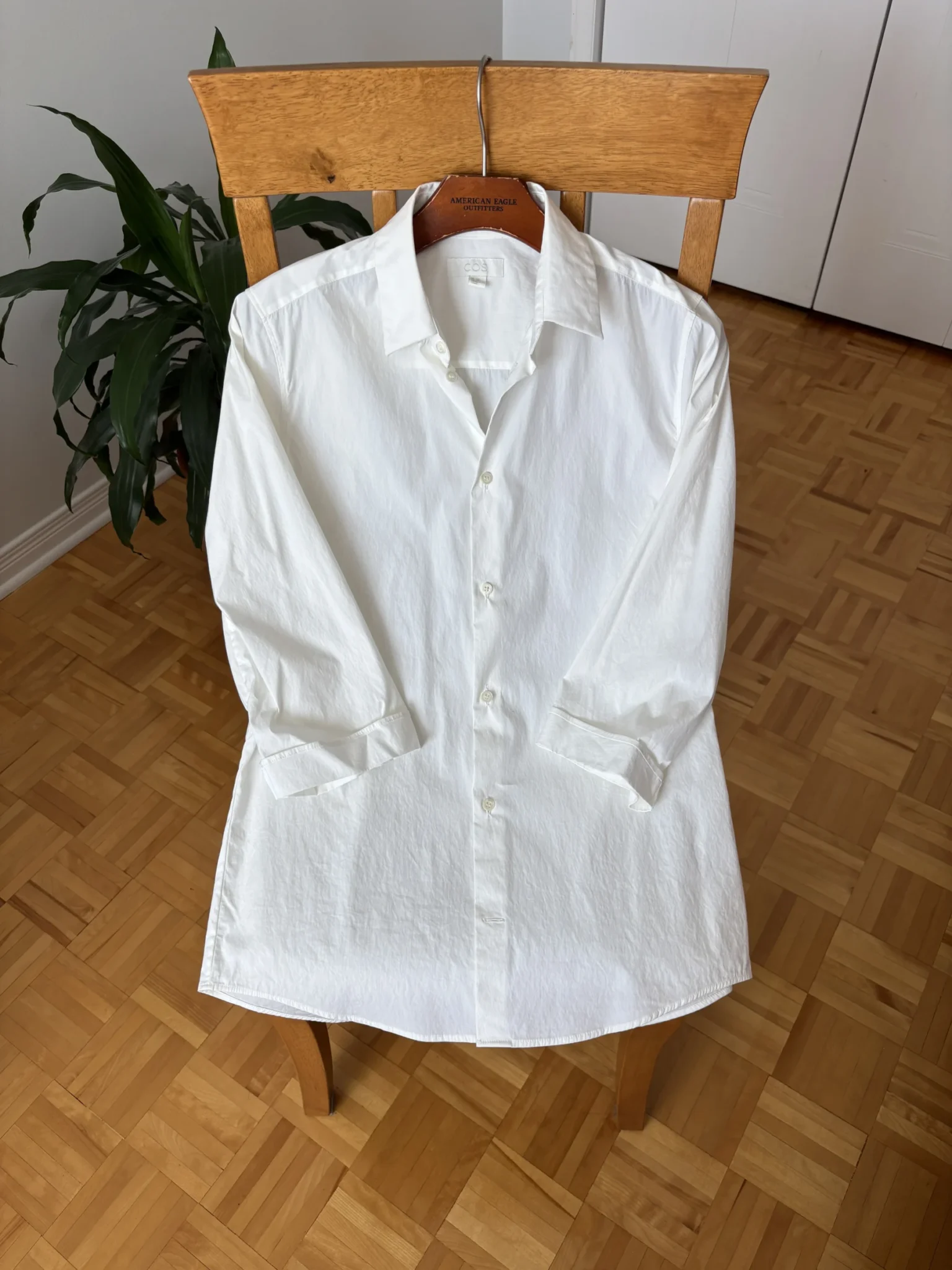 Featured image for COS white cotton button-up shirt – Small