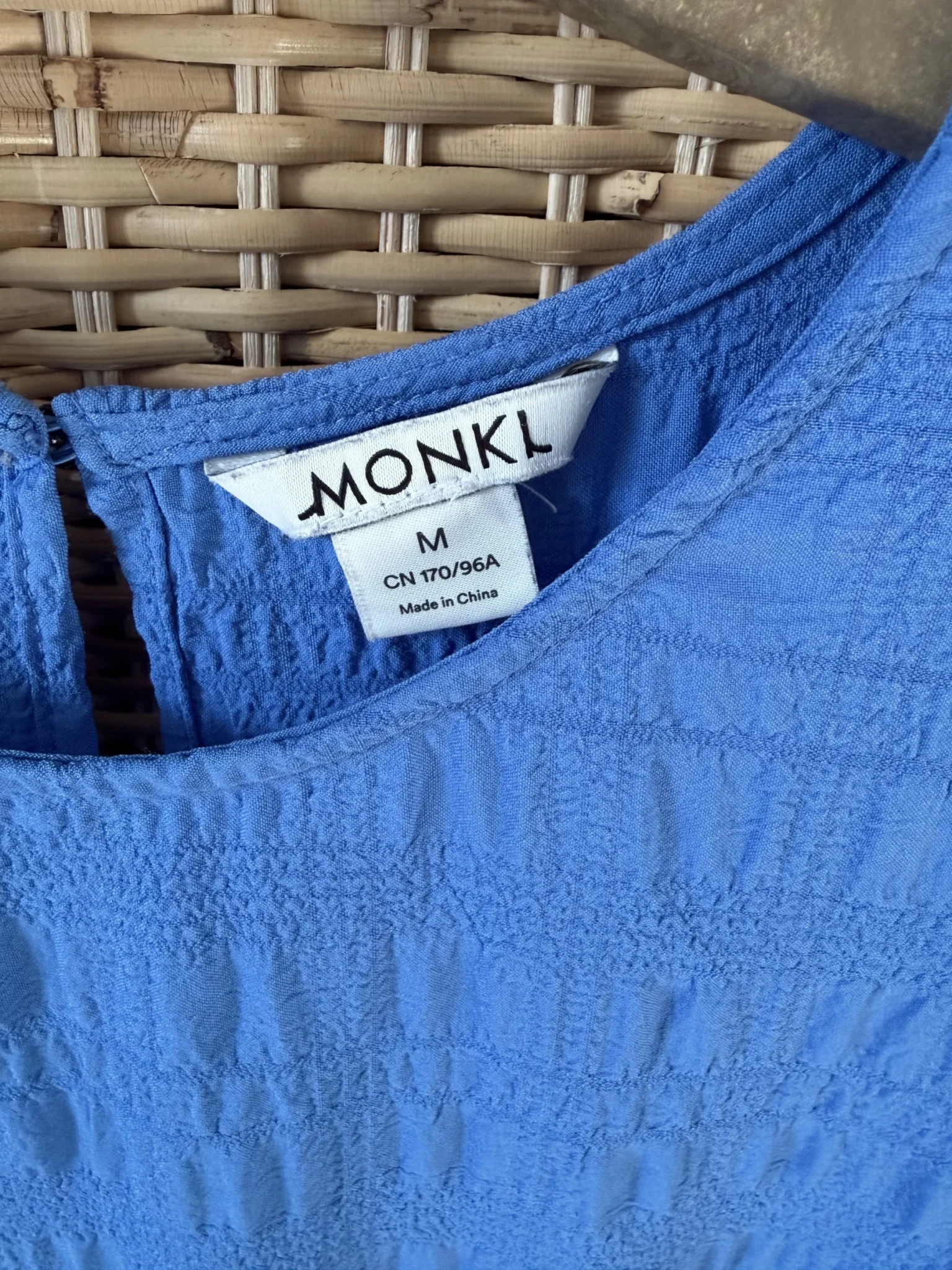 Image for Robe Monki