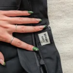 Thumbnail for Pleated skirt noire Aritzia