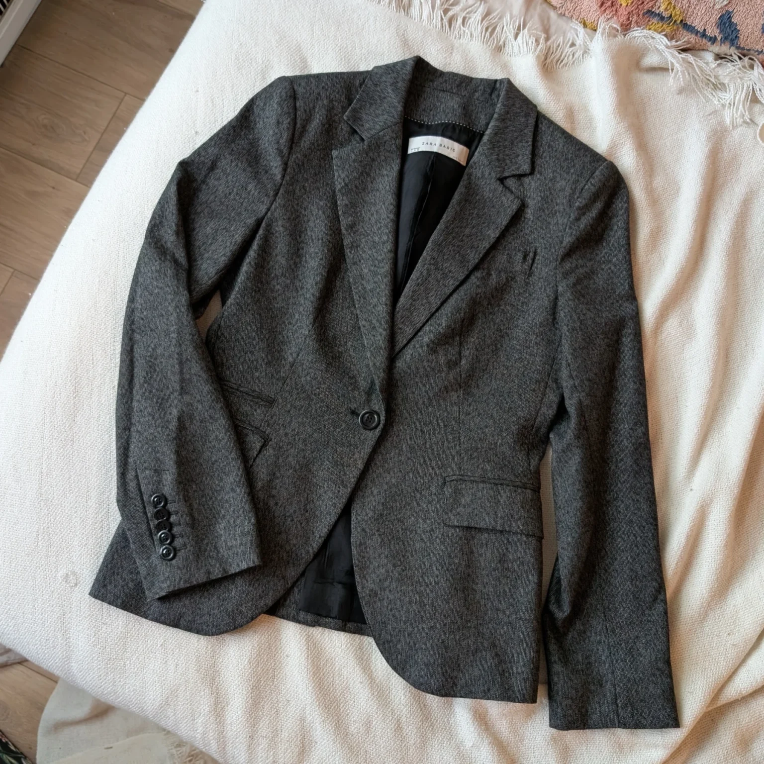 Featured image for Veston ajusté gris