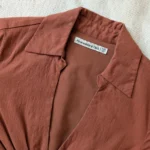 Thumbnail for Robe courte avec ouverture à l'avant