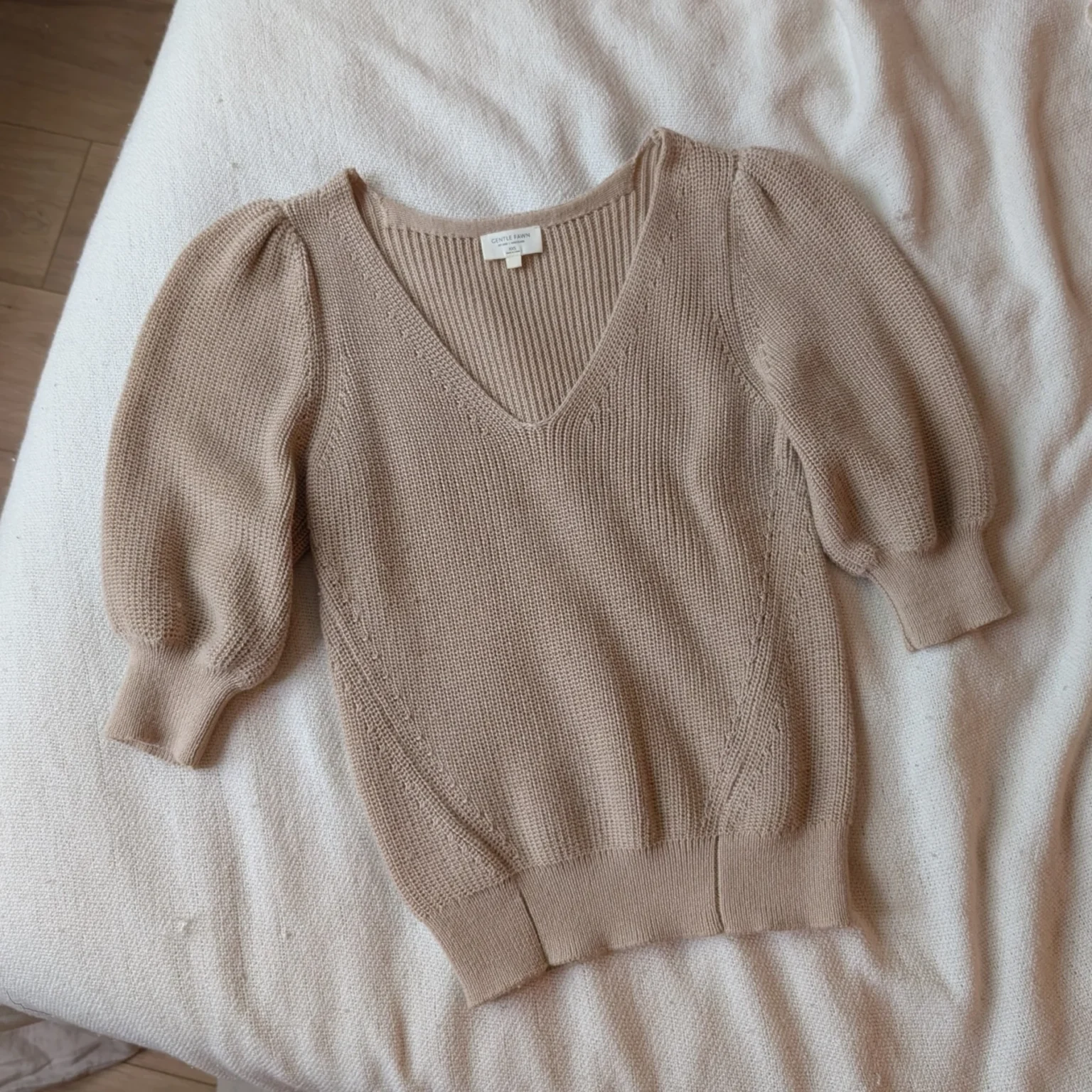Featured image for Tricot à manches courtes bouffantes