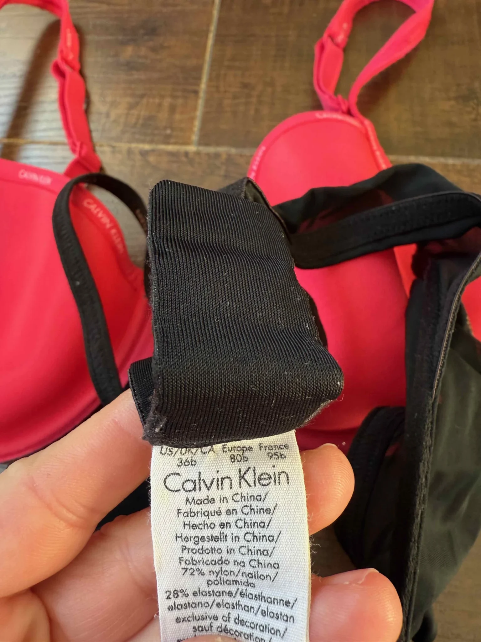 Image for 2 brassières Calvin Klein 36C + 36B