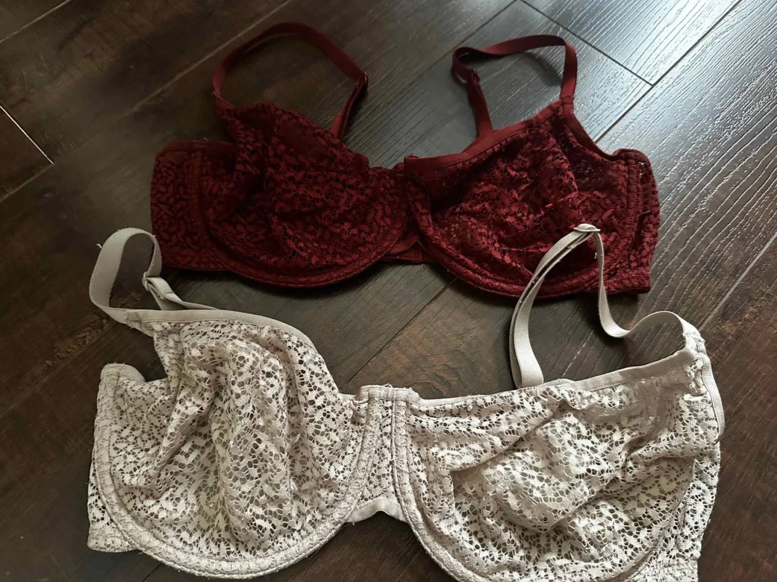 Image for 2 brassières DKNY Taille 36DD et 38C