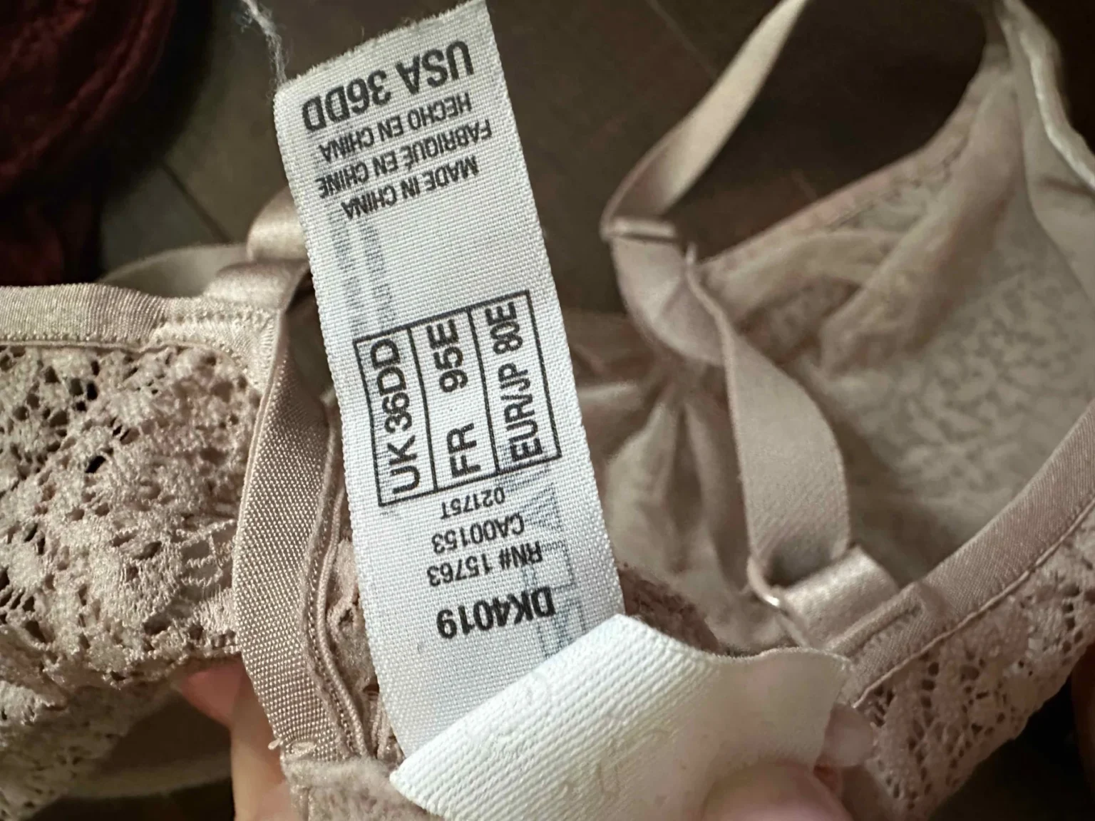 Image for 2 brassières DKNY Taille 36DD et 38C