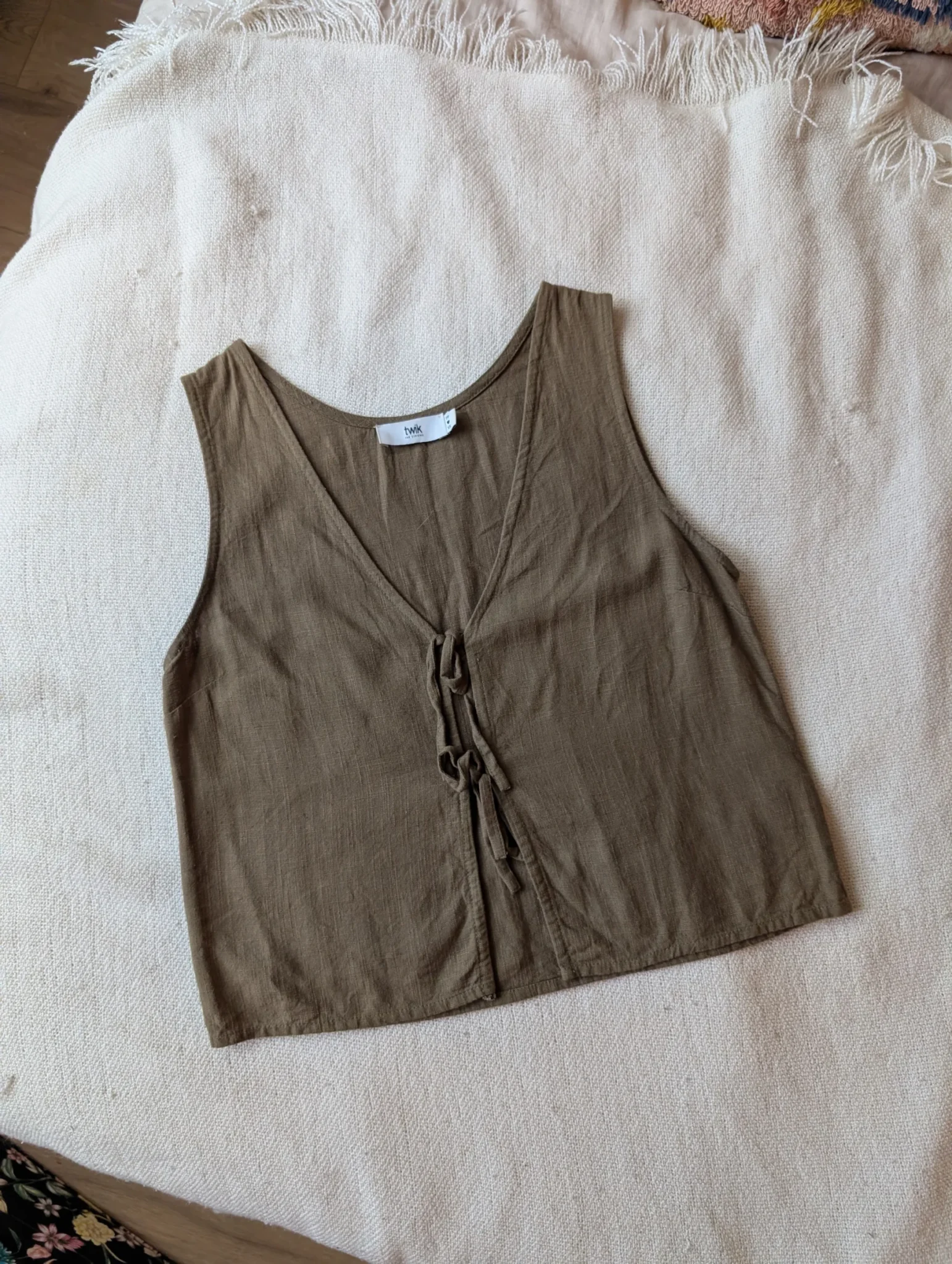 Featured image for Camisole à nouer à l'avant