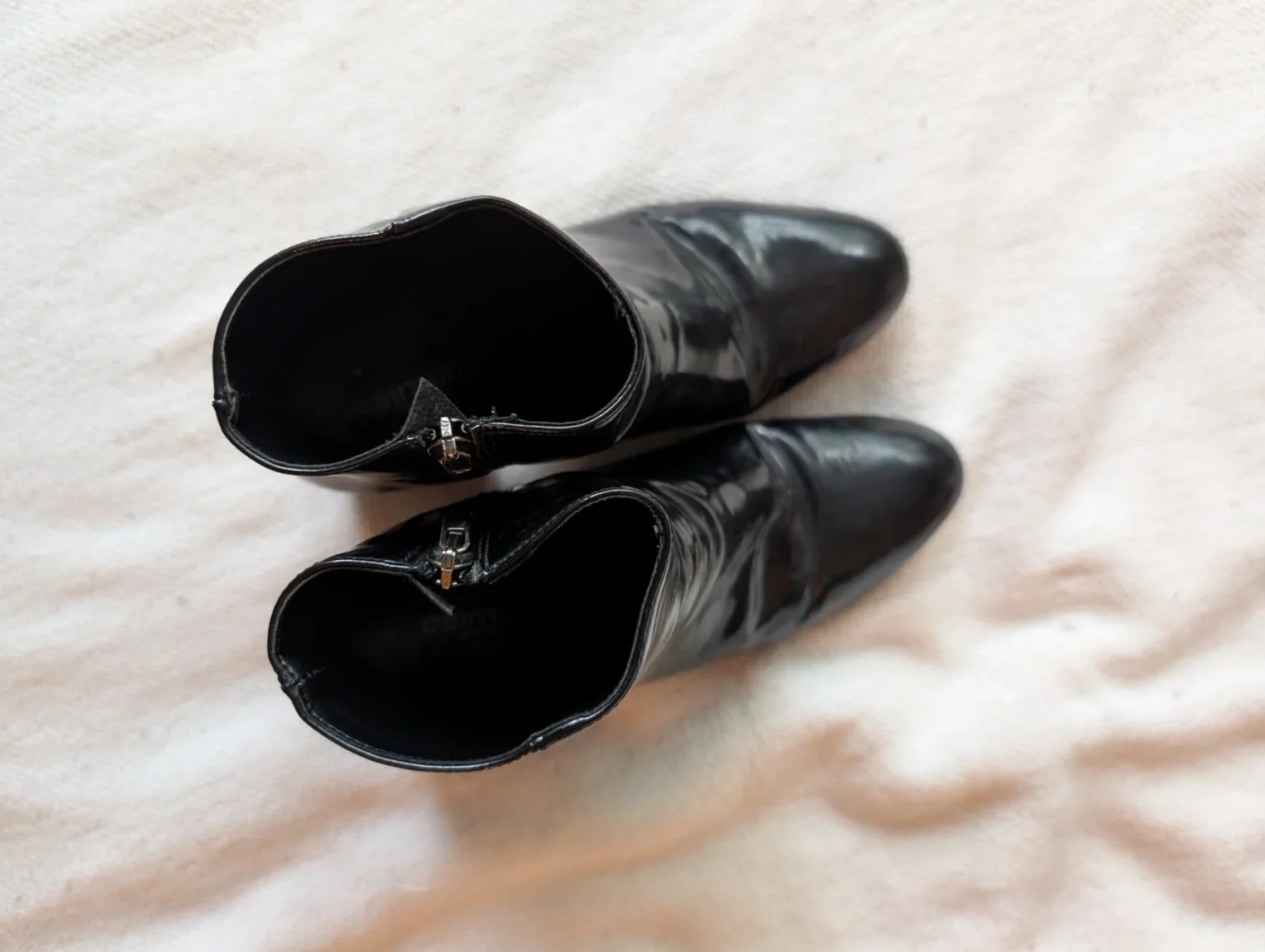 Image for Bottines en cuir vernis