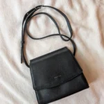 Featured thumbnail for Sac à bandoulière noir
