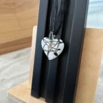 Thumbnail for Collier pendentif coeur
