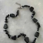 Featured thumbnail for Collier noir