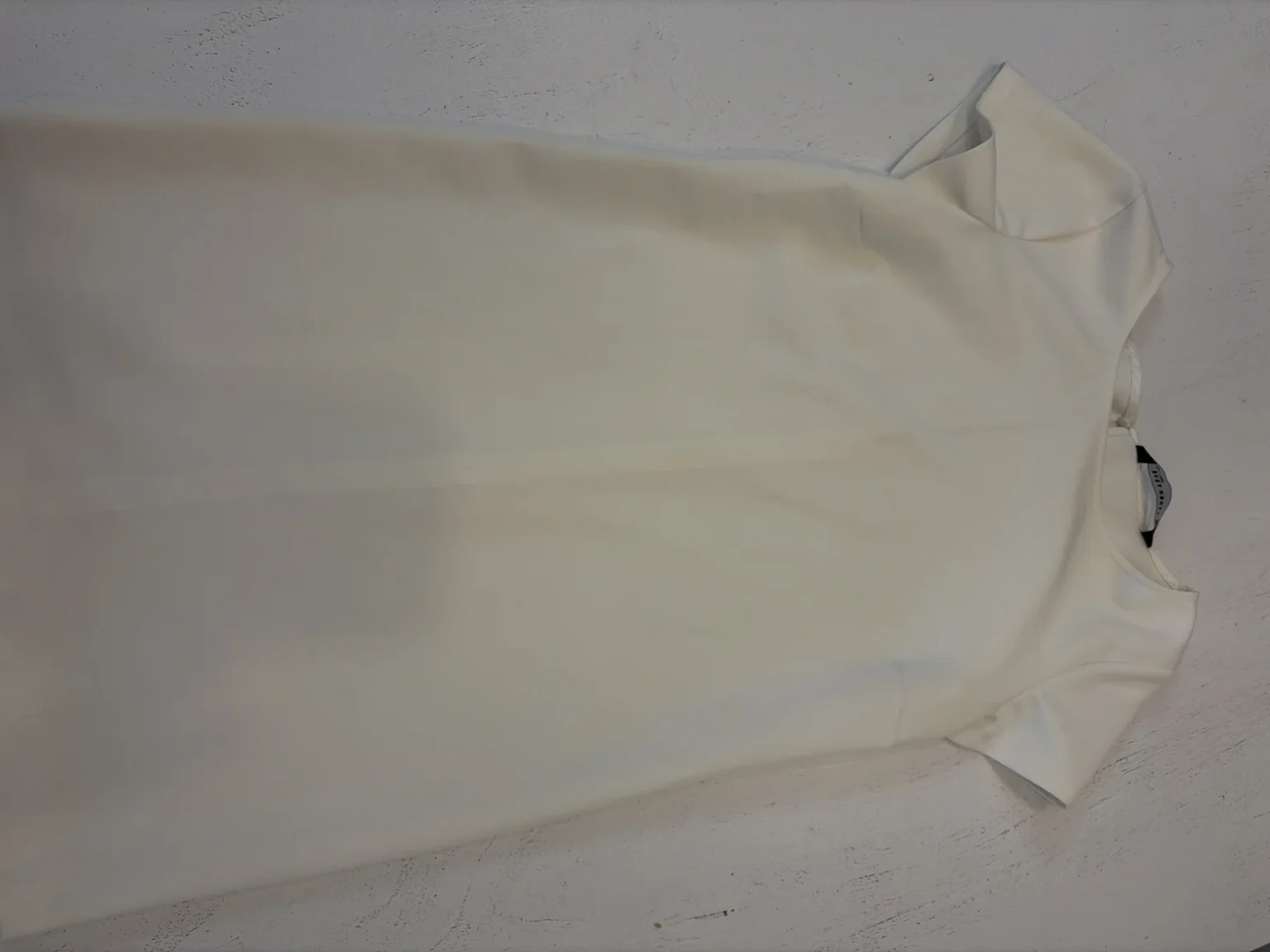 Featured image for Robe Blanche