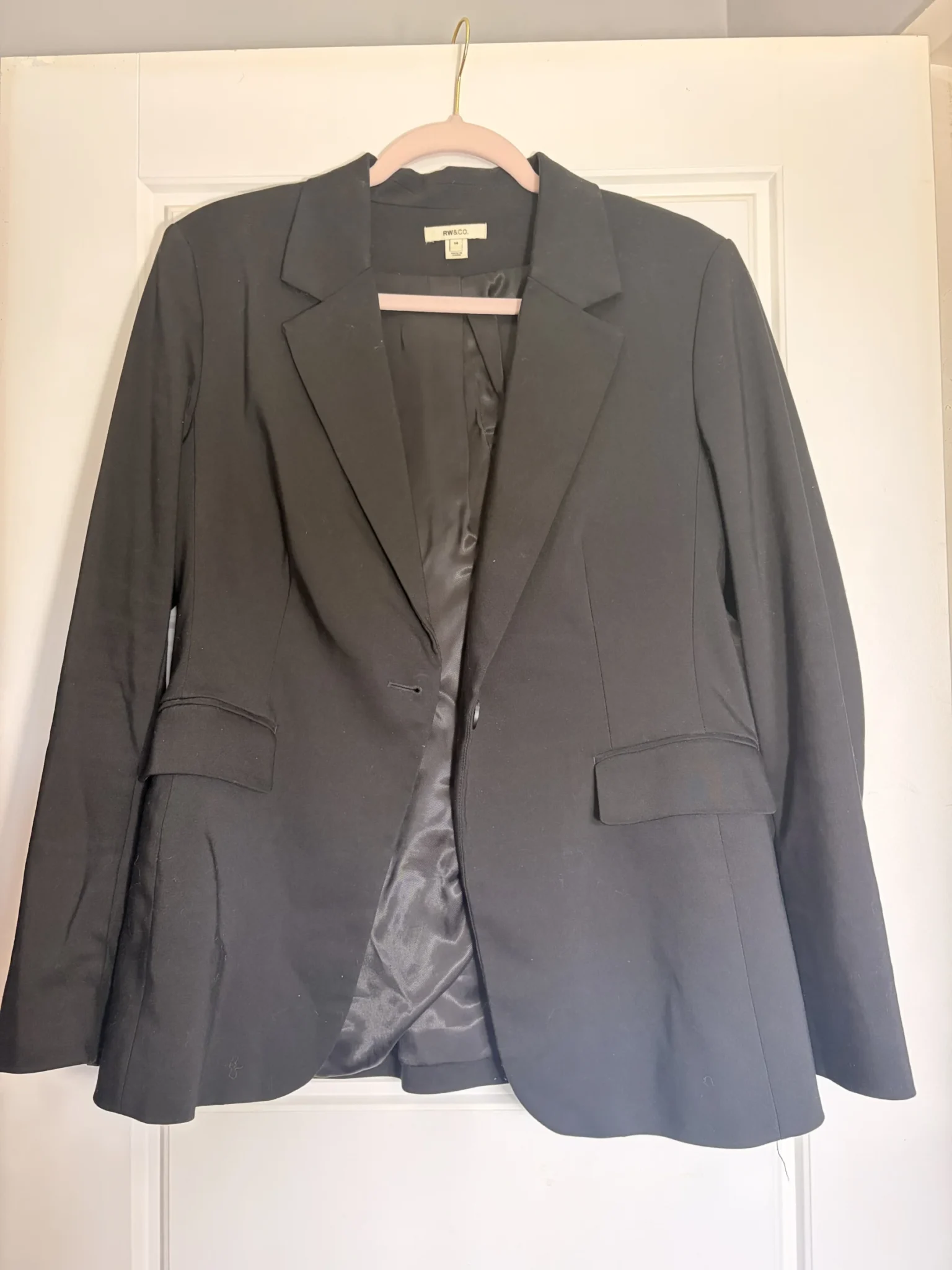 Featured image for Veston noir ajusté boutonnage simple RW CO
