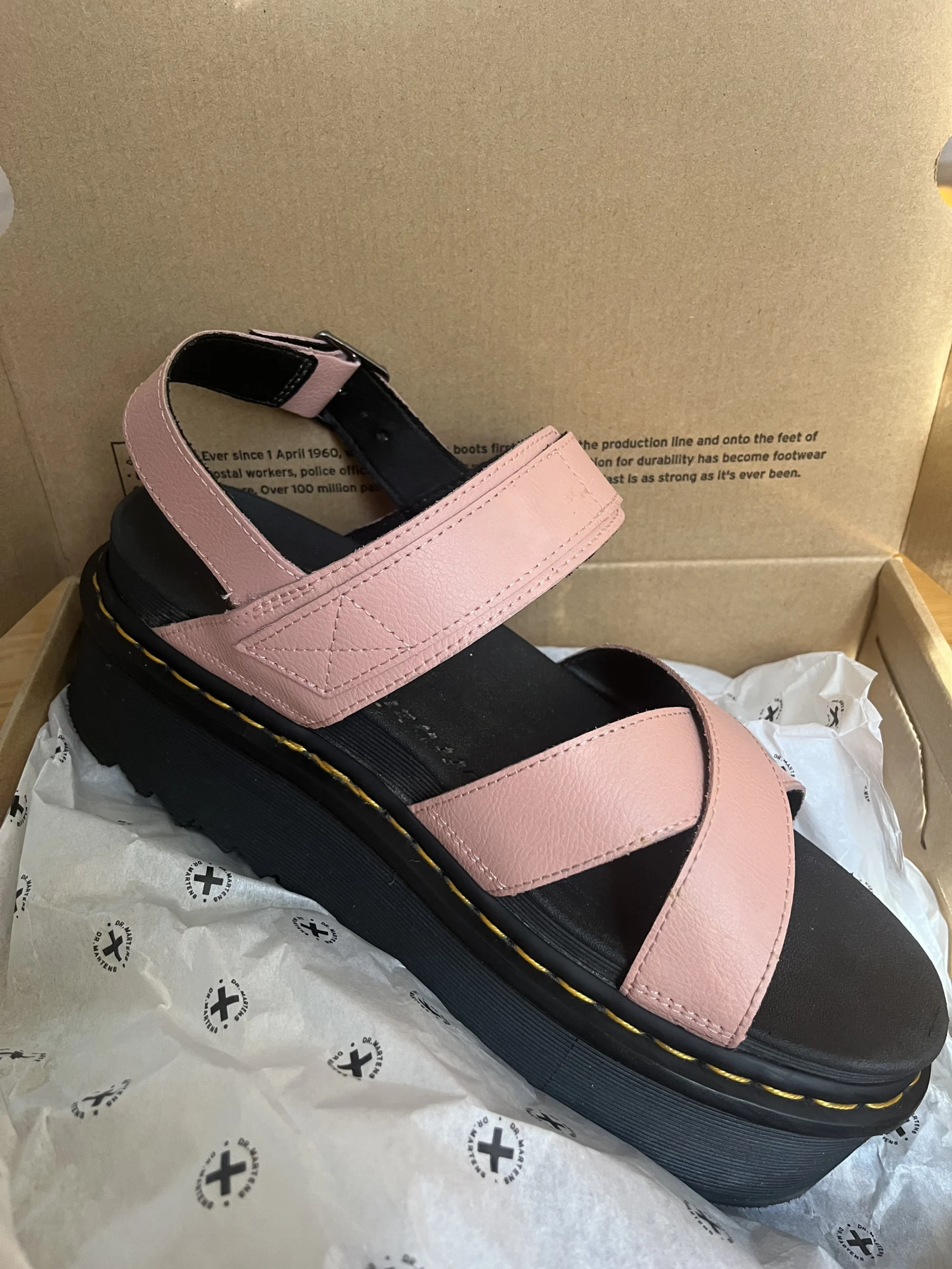 Sandales plate-forme Doc Martens Voss II Dr Martens seconde main