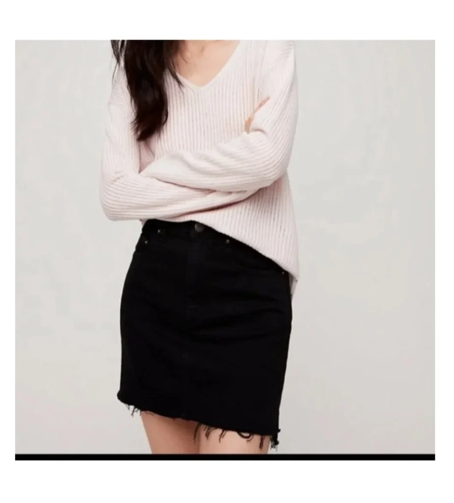 Image for 🌷Tanit Skirt - Aritzia