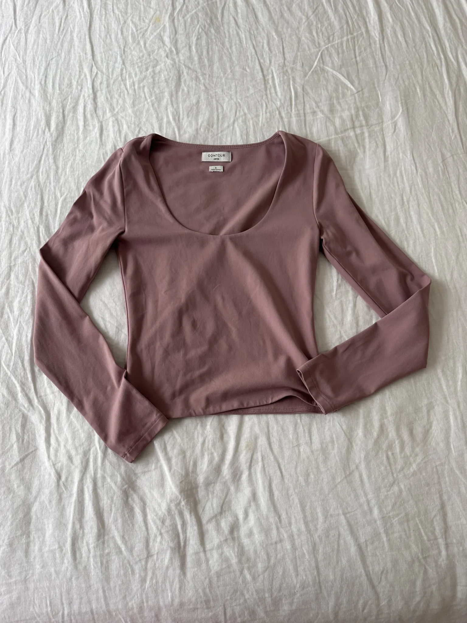 Featured image for Haut Aritzia