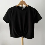 Featured thumbnail for Haut bedaine noir avec accessoire
