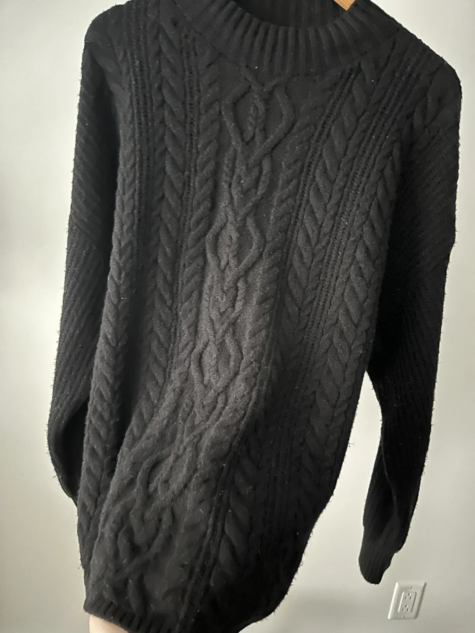 Image for Chandail tricot noir
