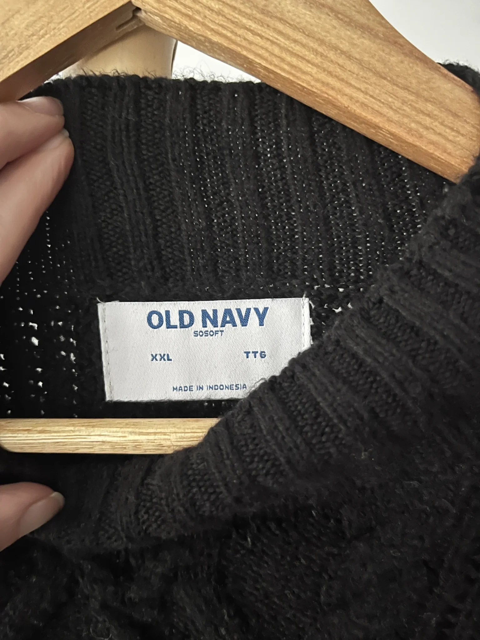 Image for Chandail tricot noir