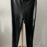 Featured thumbnail for Leggings similivynile noir