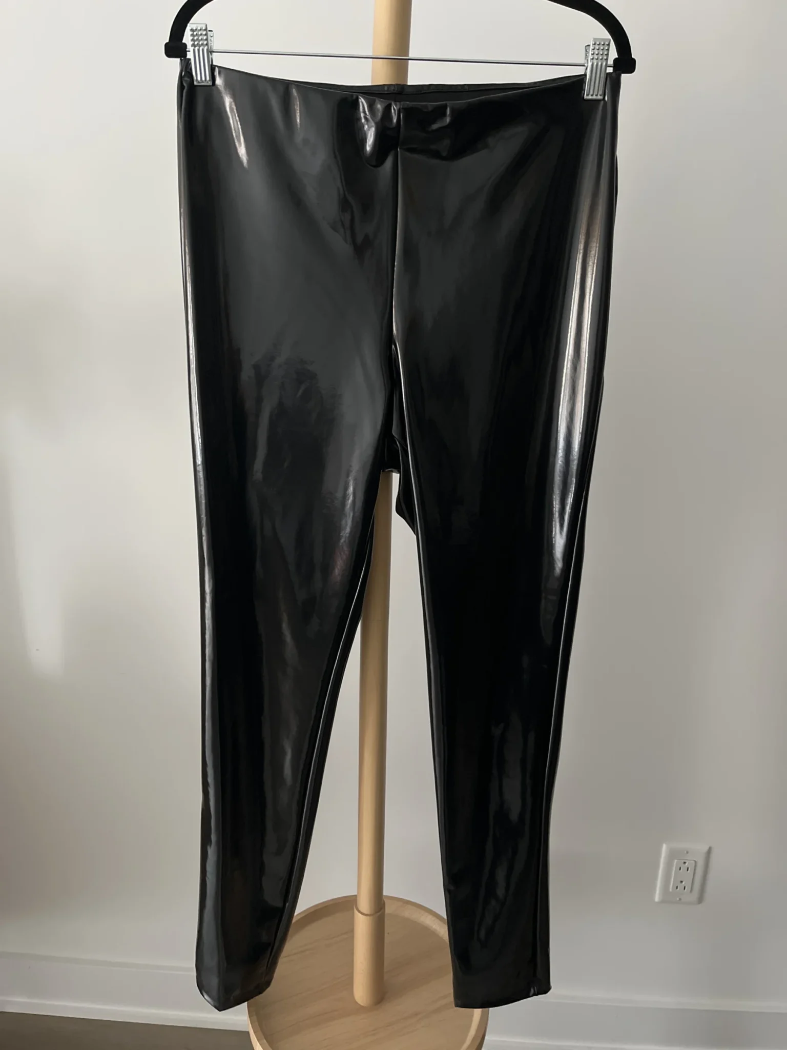 Featured image for Leggings similivynile noir