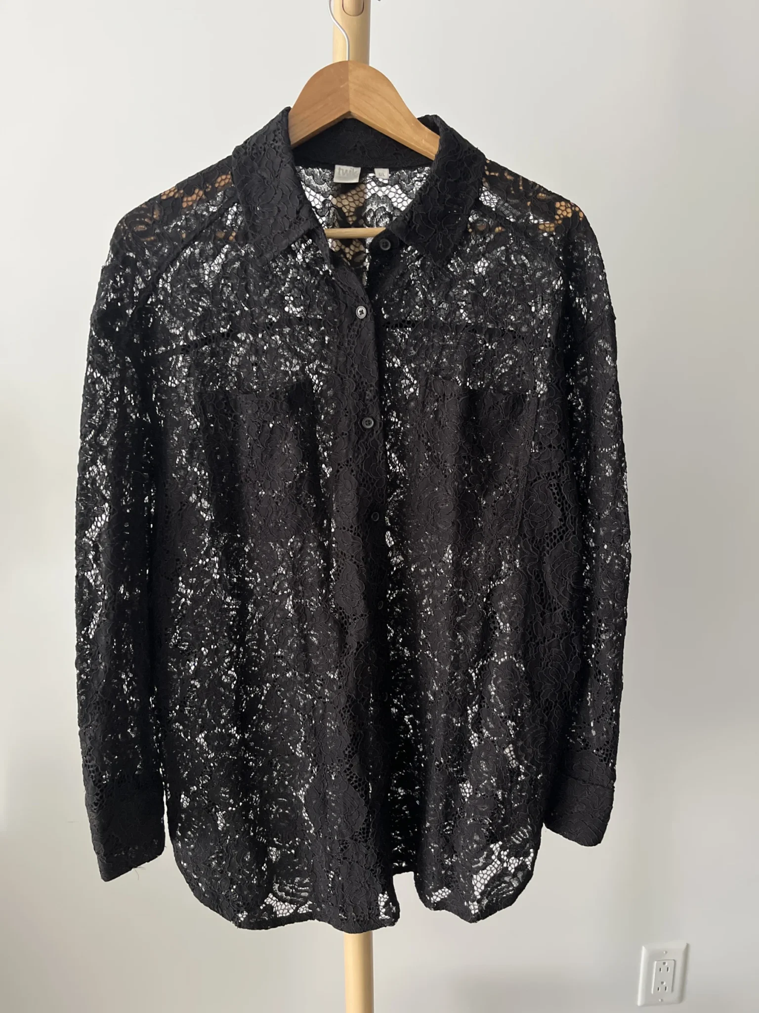 Featured image for Blouse dentelle