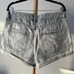 Thumbnail for Shorts en denim