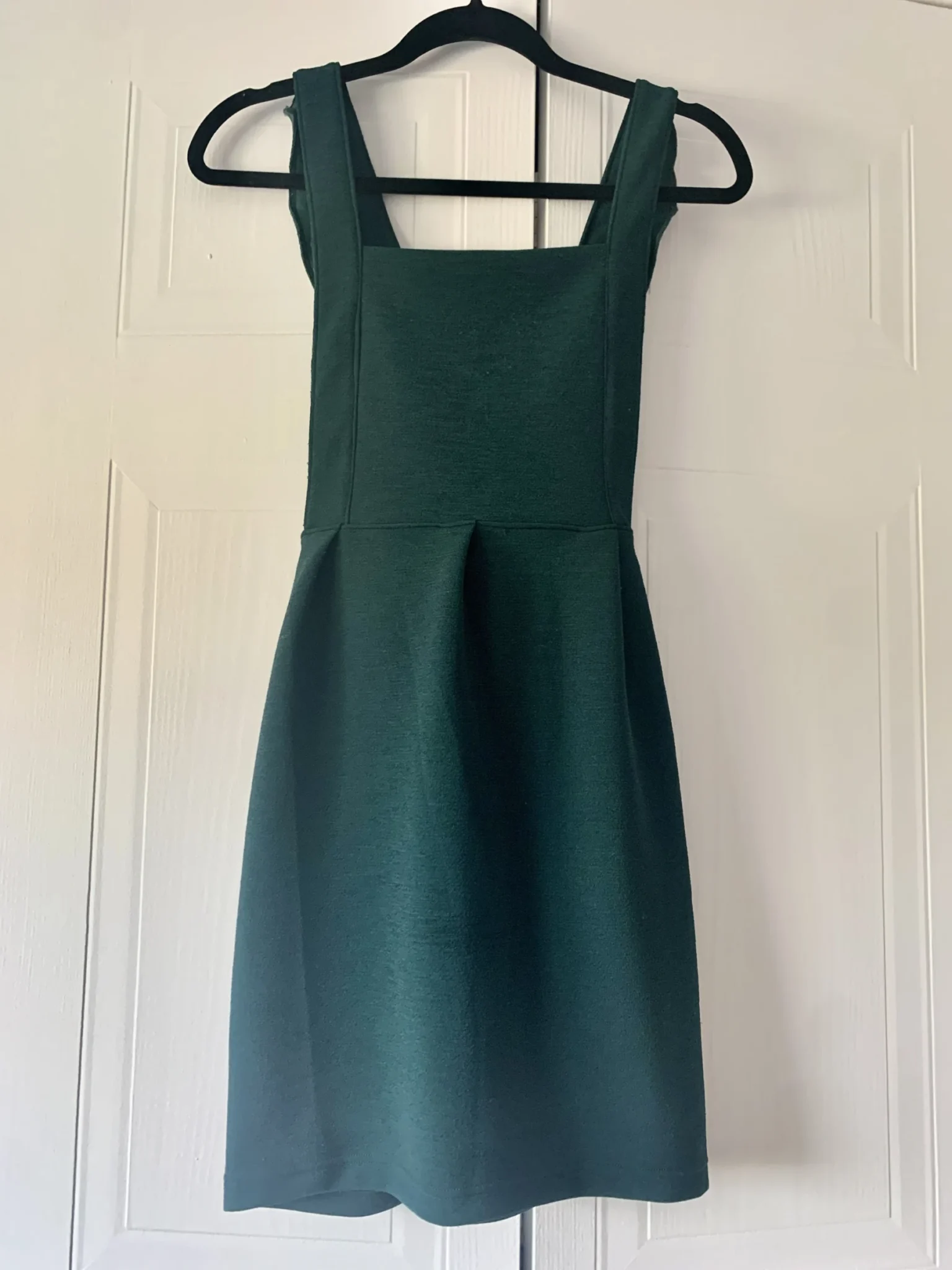 Featured image for Petite robe/jumper vert forêt Jules et Nolan