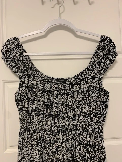 Image for Dress with or without bare shoulders