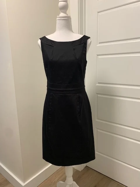 Featured image for Robe noire intemporelle