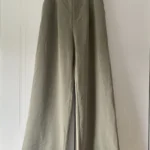 Featured thumbnail for Pantalon à jambe large vert sauge