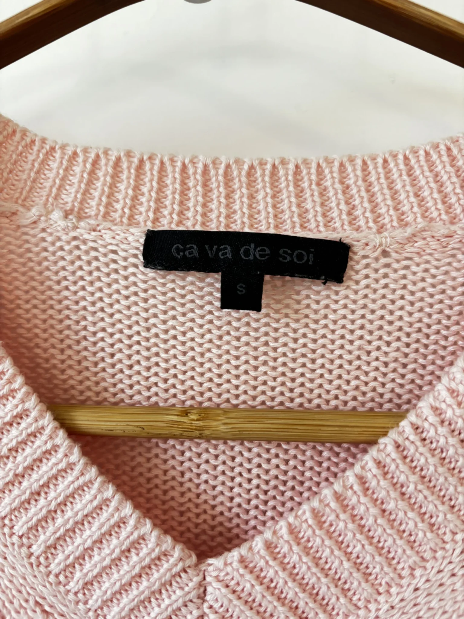 Image for ♥️Pull rose ÇA VA DE SOI